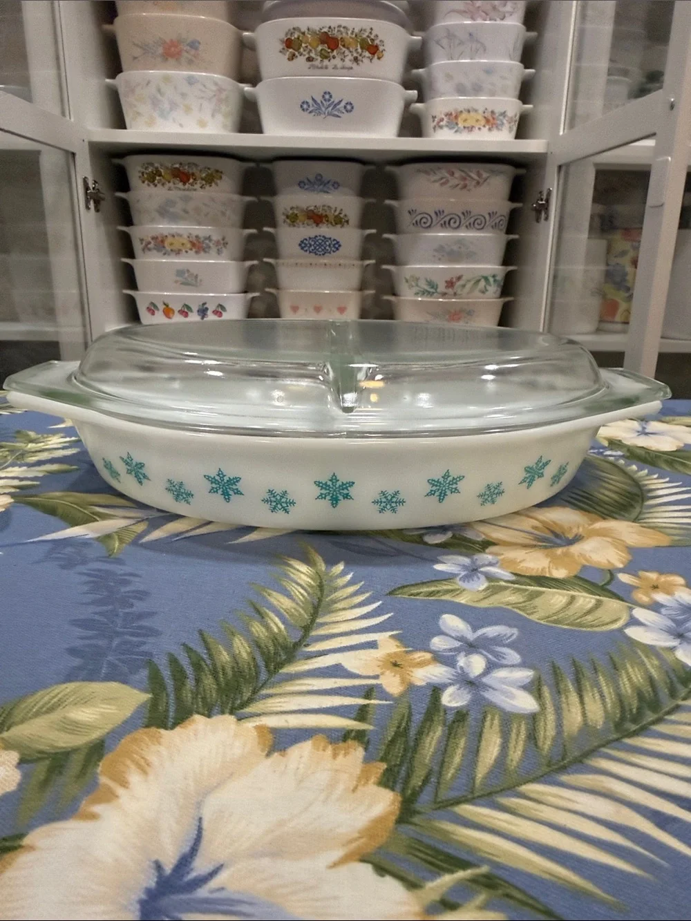Pyrex White Milk Glass Snowflake Divided Casserole Dish with Clear Glass Lid
